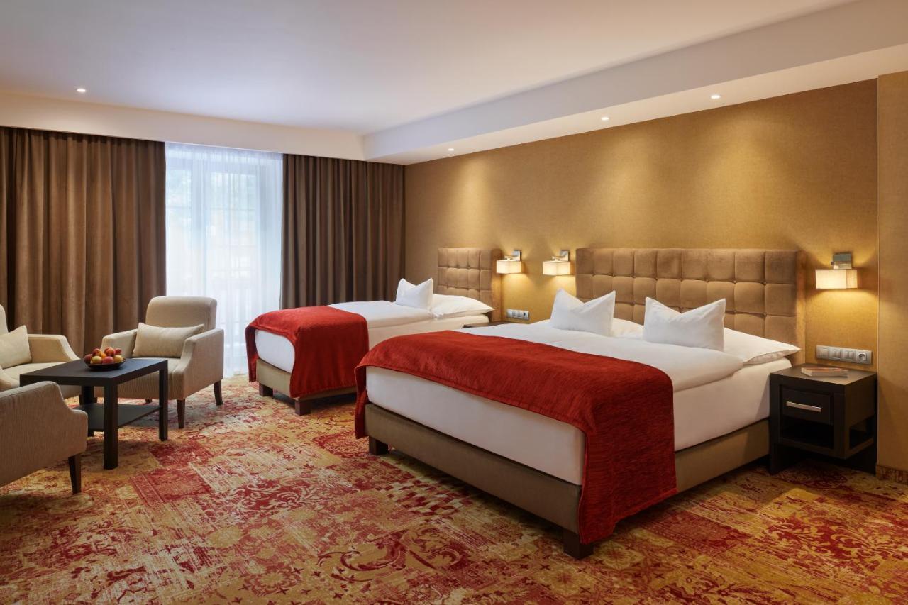Ludvíkov Hotel Singer מראה חיצוני תמונה