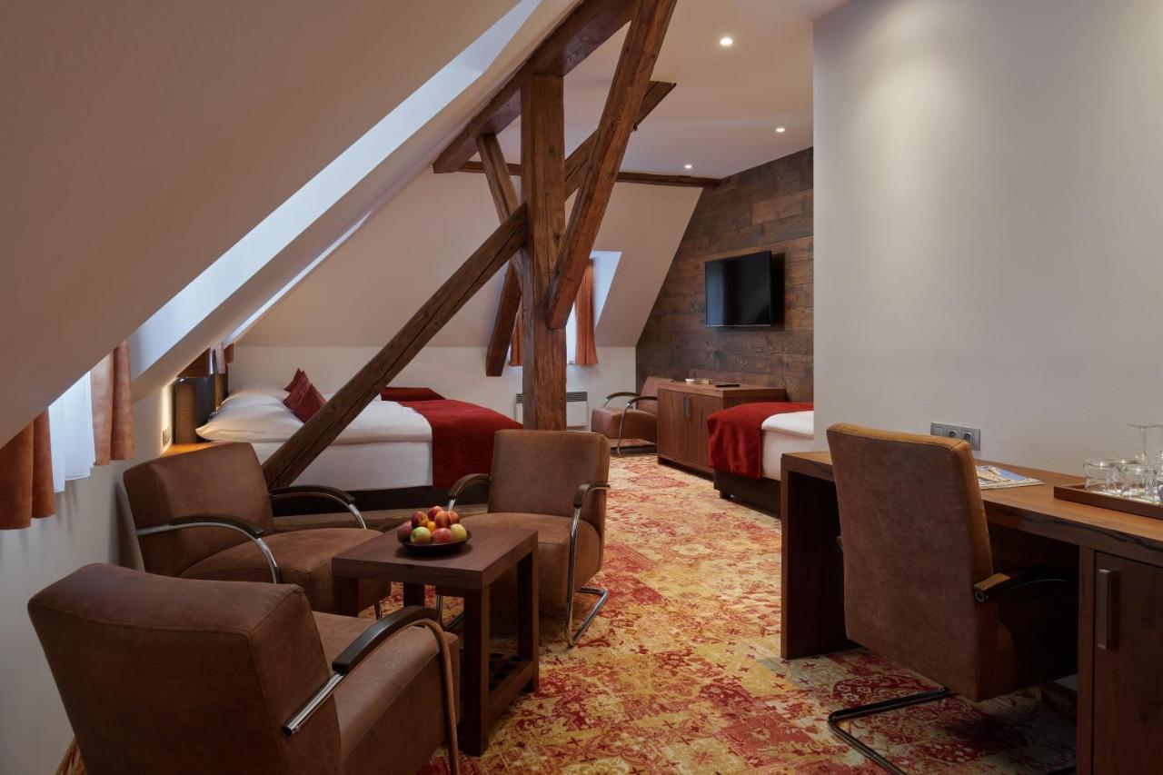 Ludvíkov Hotel Singer מראה חיצוני תמונה